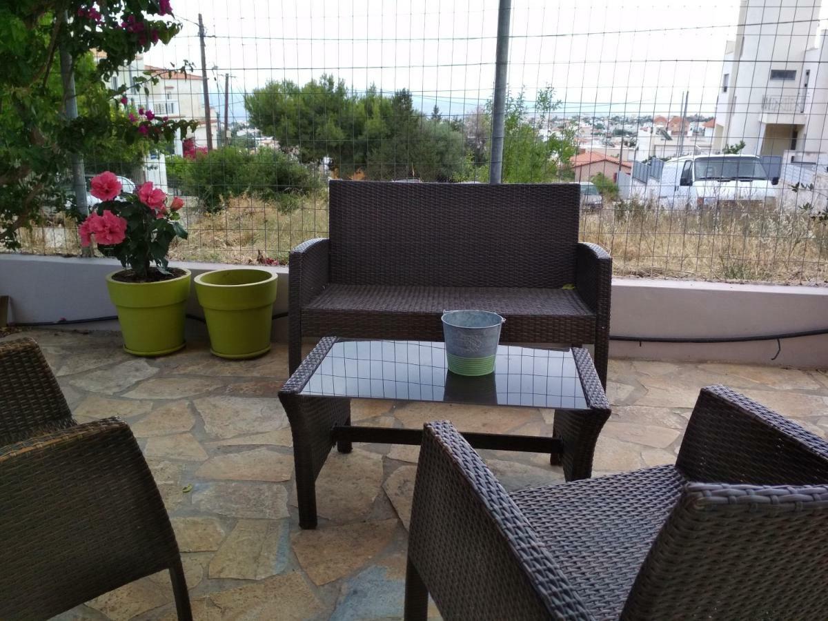 Airport Family House Appartamento Artemida  Esterno foto